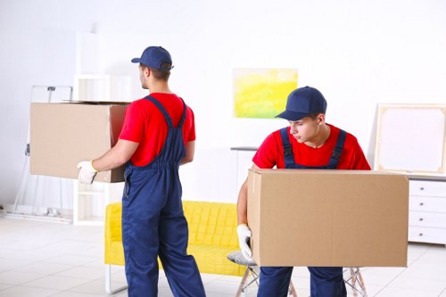 Removal truck hire service for Westwimbledon residential moves