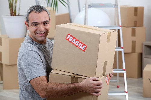 Residential and business moving van service around Westwimbledon