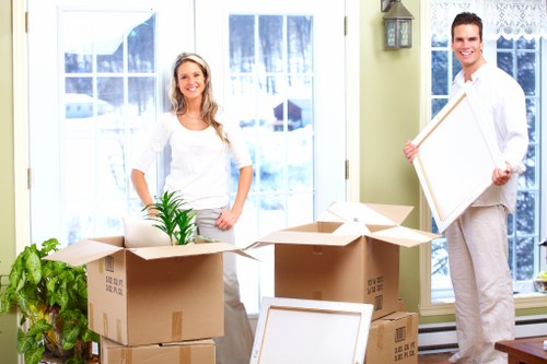 Local moving service for homes and flats in West Wimbledon