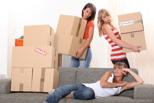 Local removal company planning a move near West Wimbledon streets